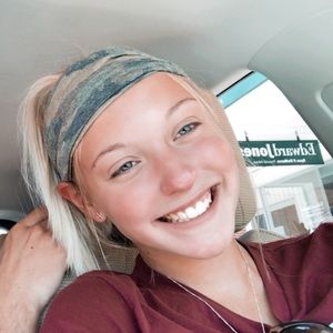 Meet your Posher, Taryn